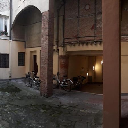 Serenella Apartment Lucca Exteriör bild
